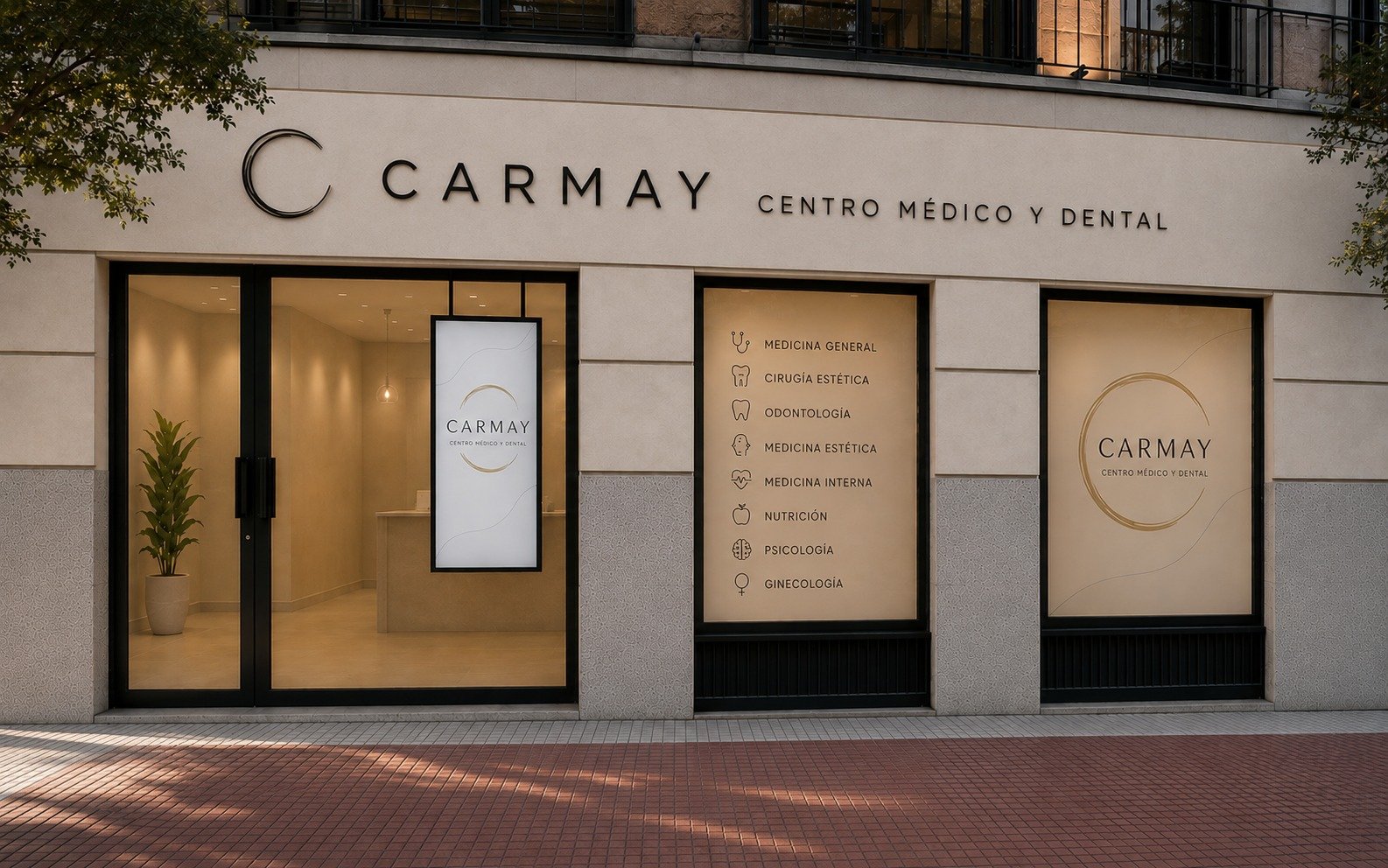 Fachada del centro médico Carmay en Chamberí, Madrid